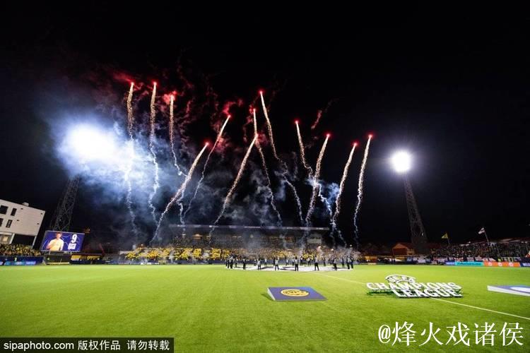 欧冠客场输球 曼城球员自掏腰包为球迷报销门票 欧冠客场输球 曼城球员自掏腰包为球迷报销门票